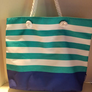 NEW! CLINIQUE NAUTICAL THEMED TOTE